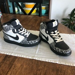 Rare Nike Dunks Notebook Composition Size 8